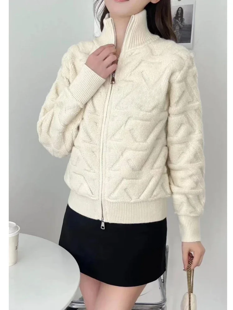 Korea Dongdaemun Autumn Winter Zip Knitted Cardigan Jacket Embroidery Design Slim Long Sleeve Knit Cardigan Sweater Coat Women