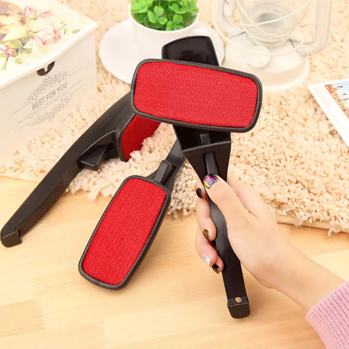

2Pcs Clothes Lint Brush Static Remover for Pet Hair Dust on Clothing Carpets Bedding Furniture Car Seats Eco Friendly Reusable