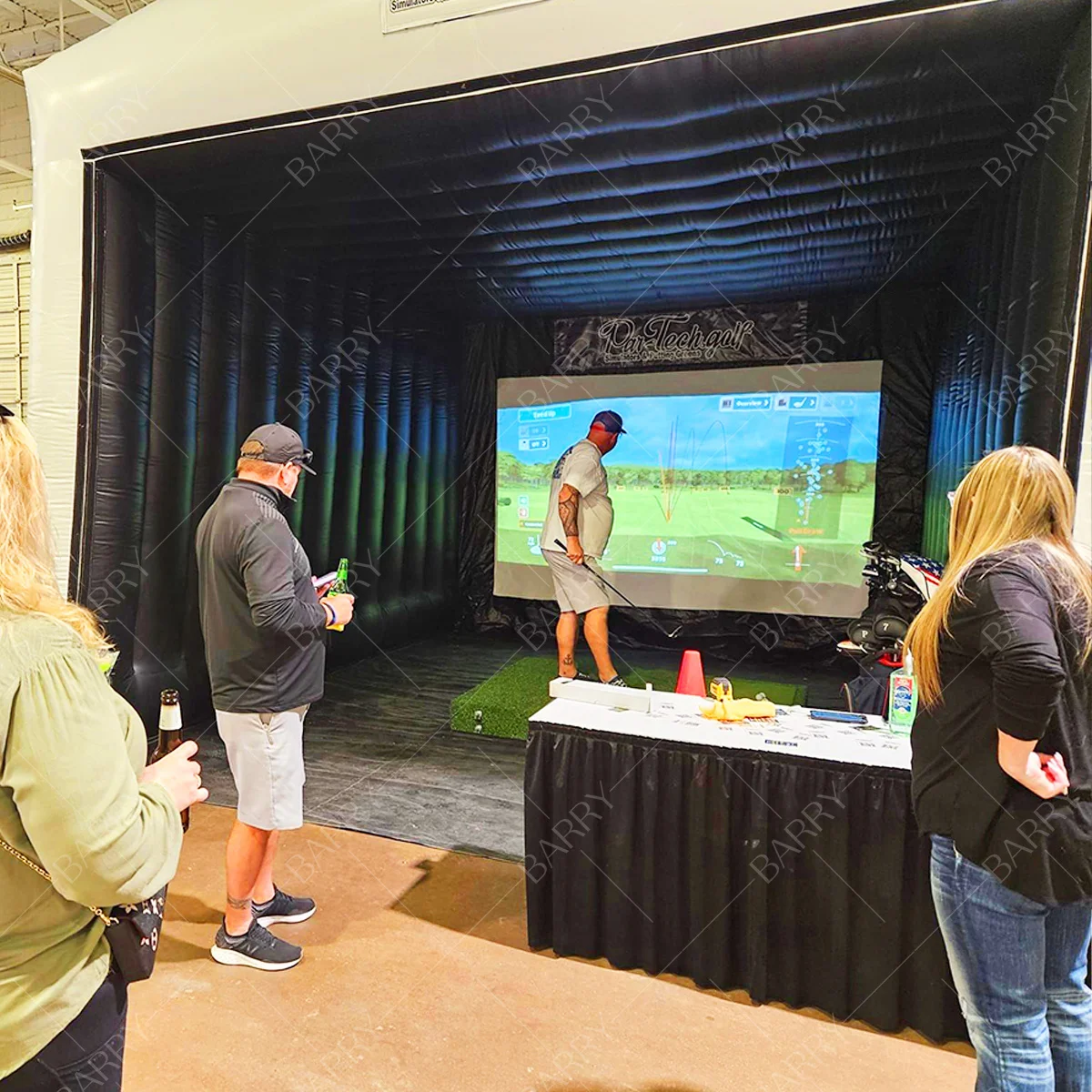 Portable Golf Training Cage Inflatable Golf Simulator Projector Shooting Tent With Screen