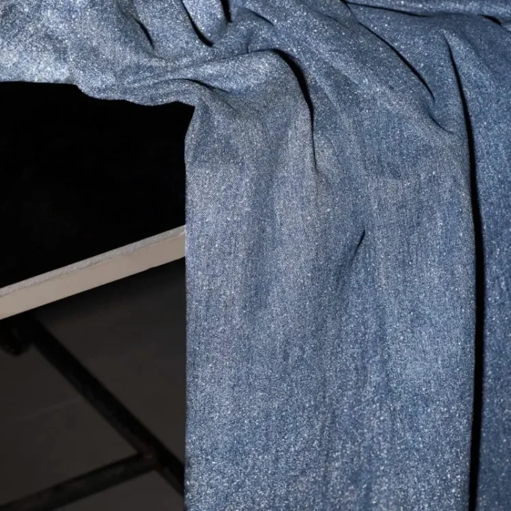 

Светоотражающая джинсовая ткань, дизайнерская ткань, покрытие из саржи, модная одежда, пальто, полиэстер, хлопок, ткань для шитья своими руками