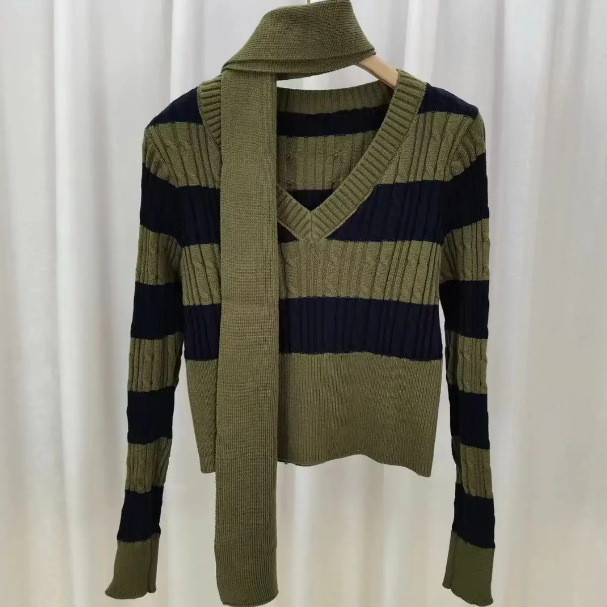 

Корейский полосатый вязаный свитер с воротником, женский тонкий джемпер, женский модный вязаный пуловер с длинными рукавами, топы, женские M196