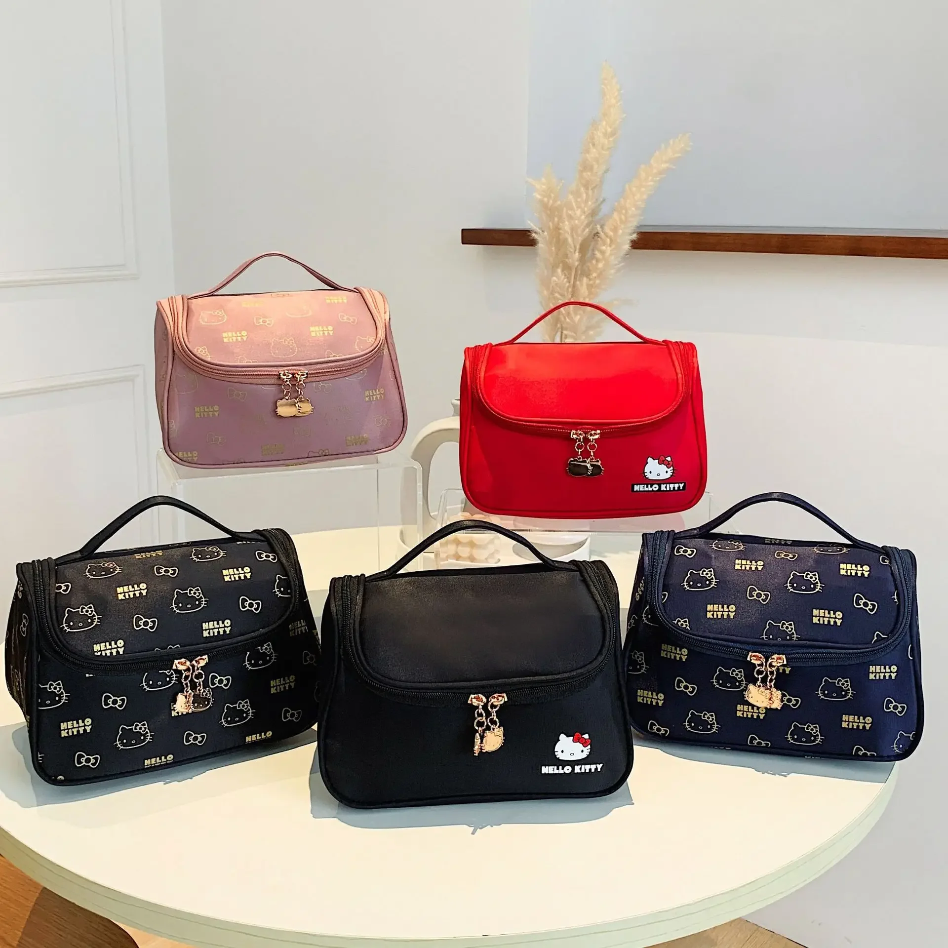

Sanrio hello kitty Korean Handbag Large Capacity travel Cosmetic Bag Washing Bag Skin Care storage Bag Women's Tote Bag