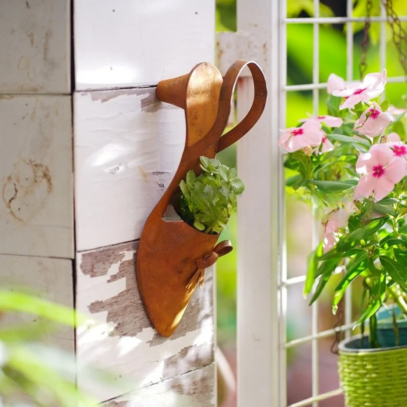 Rustic Flower Pot- High Heel-Shaped Iron Basket - Vintage Farmhouse Garden Planter for Porch Patio Displays & Table Centerpiece