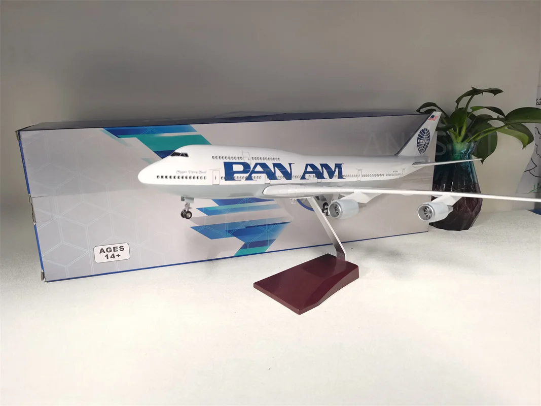 1:150 Scale 47cm 747 Model Airplane PAN AM Boeing B747 Plane Models Diecast Airplanes with LED Light for Collection or Gift