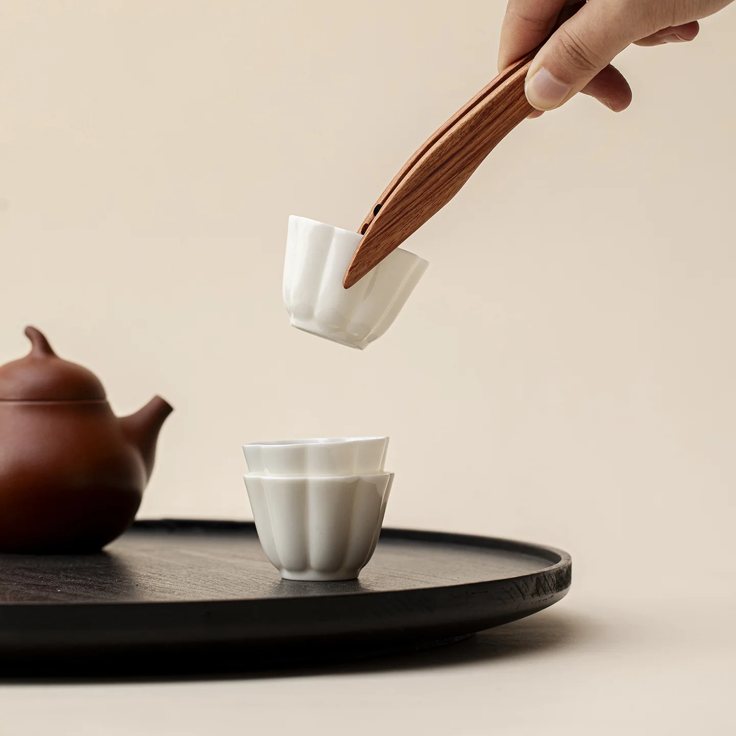 Solid Wood Tea Clip Walnut Wood Ebony Tea Cup Clip Oven Mitts Cup Holder Kung Fu Tea Set Six Gentlemen Accessories