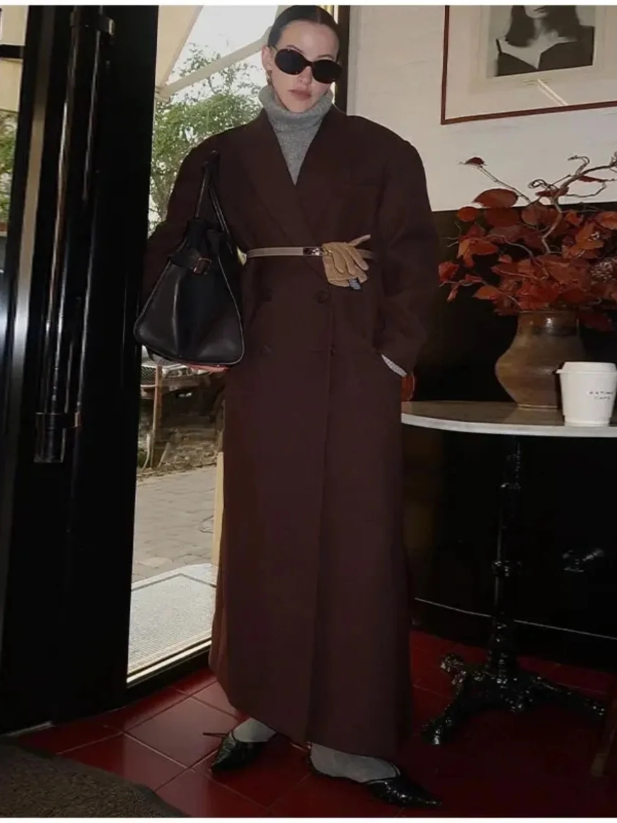 エレガントな女性のウインドブレーカーコート ダブルボタン フリップカラー 長袖 アウター 無地 通勤スタイル ロング丈