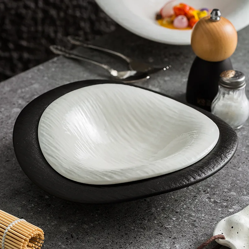 Creative Ceramic Shaped Bowl Black White Frosted Western Steak Plate Features Dessert Salad Bowl Light Luxury Ceramic Tableware