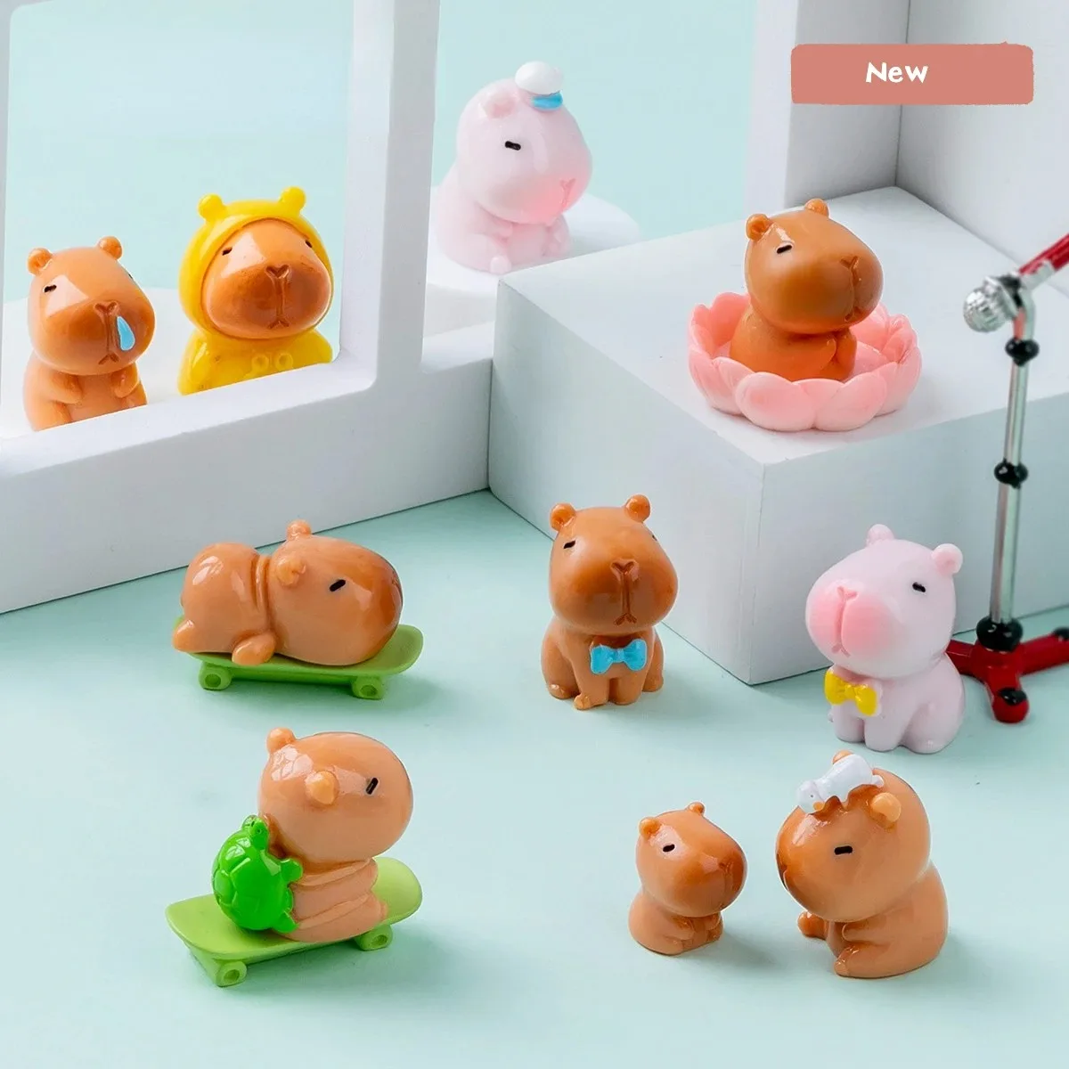 10Pcs Mini Capybara Resin Figurines Set Cute Tiny Animal Desk Ornaments Home Office Decor Photography Prop Collectible Gift