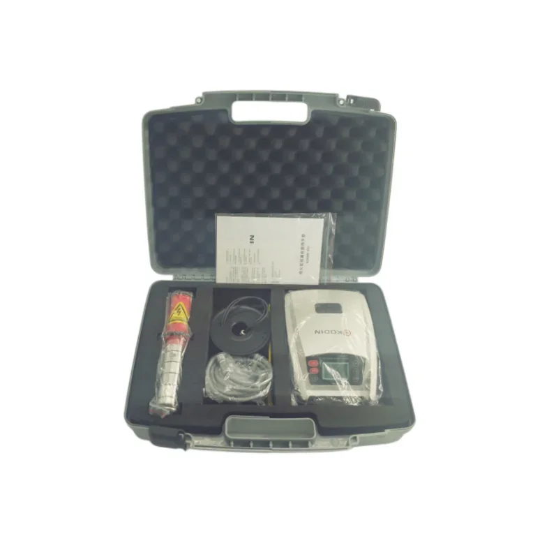 Portable pulse spark leak detector for industrial use holiday detector