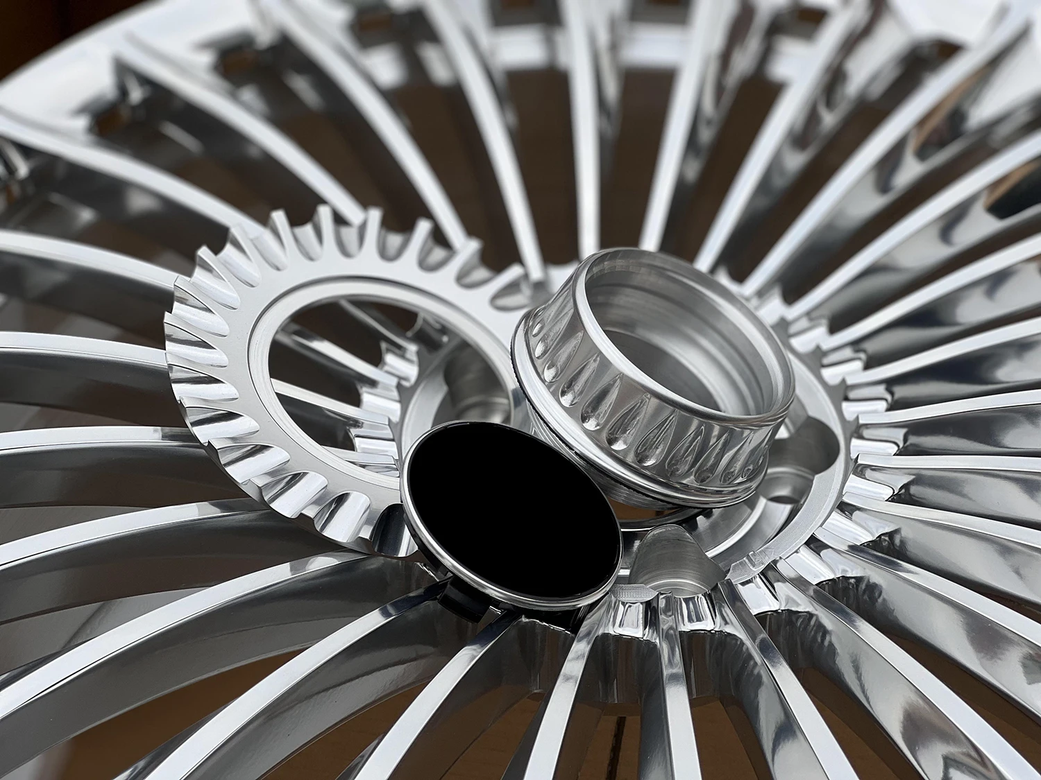 17 18 19 20 بوصة متعددة المتحدث سيارة الركاب مزورة عجلة جانت الحافات لمرسيدس EQS EC AMG GLB GLC GLE GLS عجلات مزورة مصقولة #4