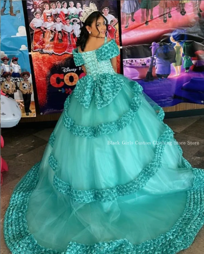 Fantasy Princess Mini Quinceanera Sukienki Wspaniała 3D Kwiatowa Aplikacja Zroszony Meksyk Charro Chapel Train فساتين 미 미lj