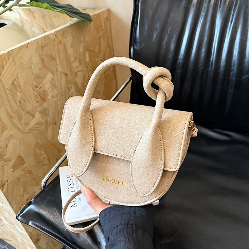 

2025 Trendy Knot Handle Saddle Bag Stylish Minimalist Crossbody Purse Versatile Shoulder Bag for Women Fashionable Handheld