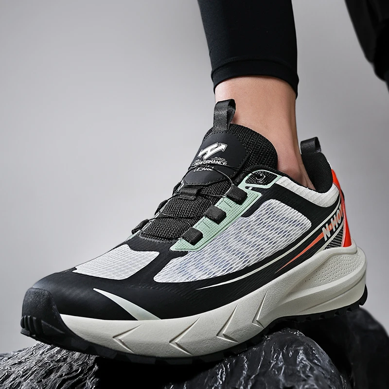 High Quality Men's Outdoor Hiking Shoes Rubber Non-slip Climbing Mountains Sneakers Men Cross-training Comfy Soft Midsole Sports