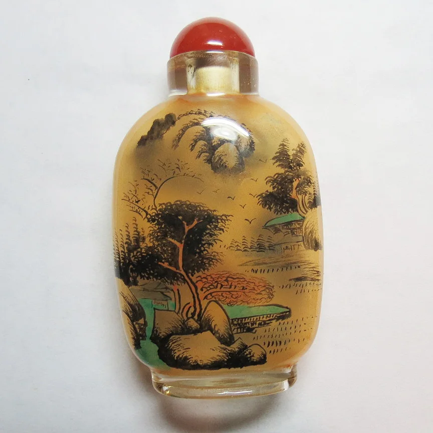 

Interior painted snuff bottle with landscape as foreigners and friends Handicrafts