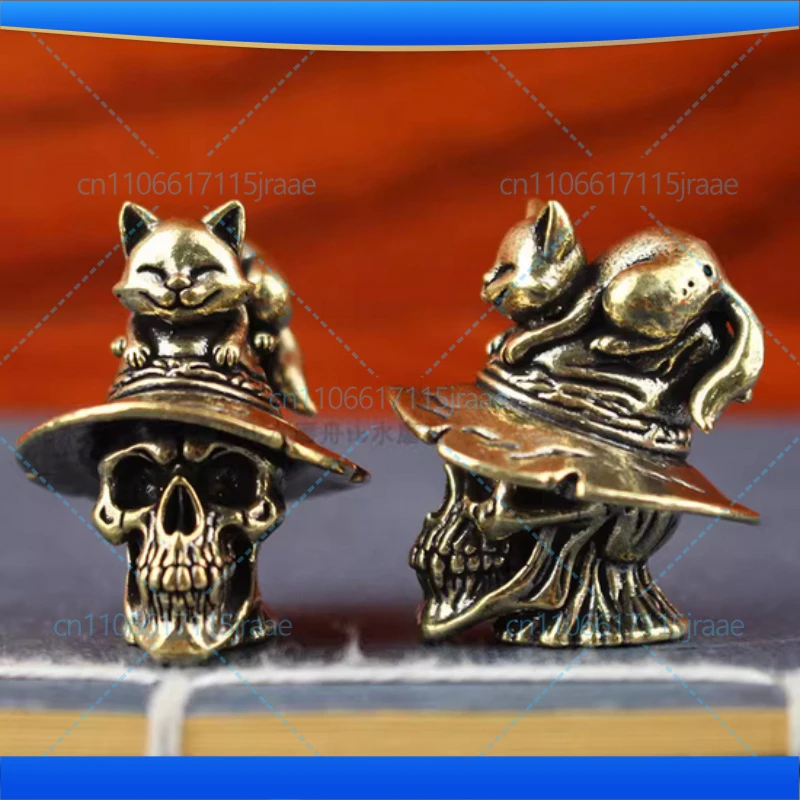 

Миниатюрная латунная статуэтка кошачьего черепа, готический декор для дома, фигурка в стиле дарк-фэнтези, украшение для алтаря или полки, уникальный подарок для коллекционера
