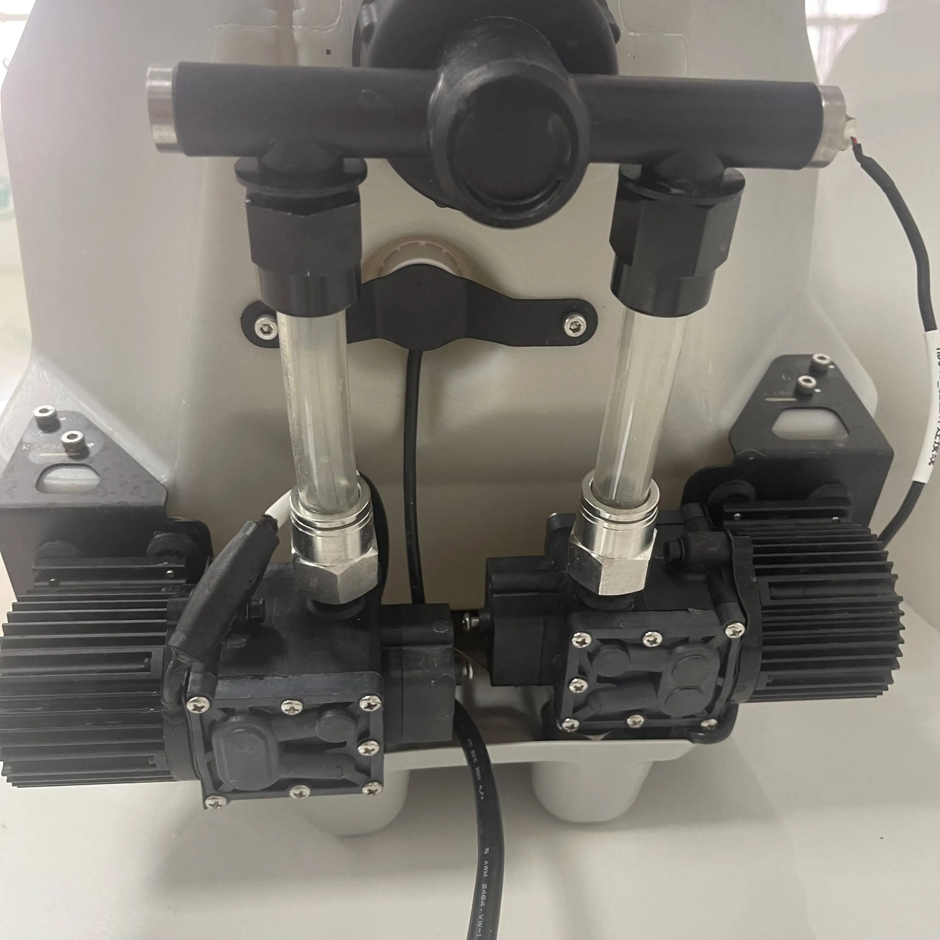 2025년 농업용 드론 관개 비료 주입 탱크, 파종 탱크/분무 탱크 사용