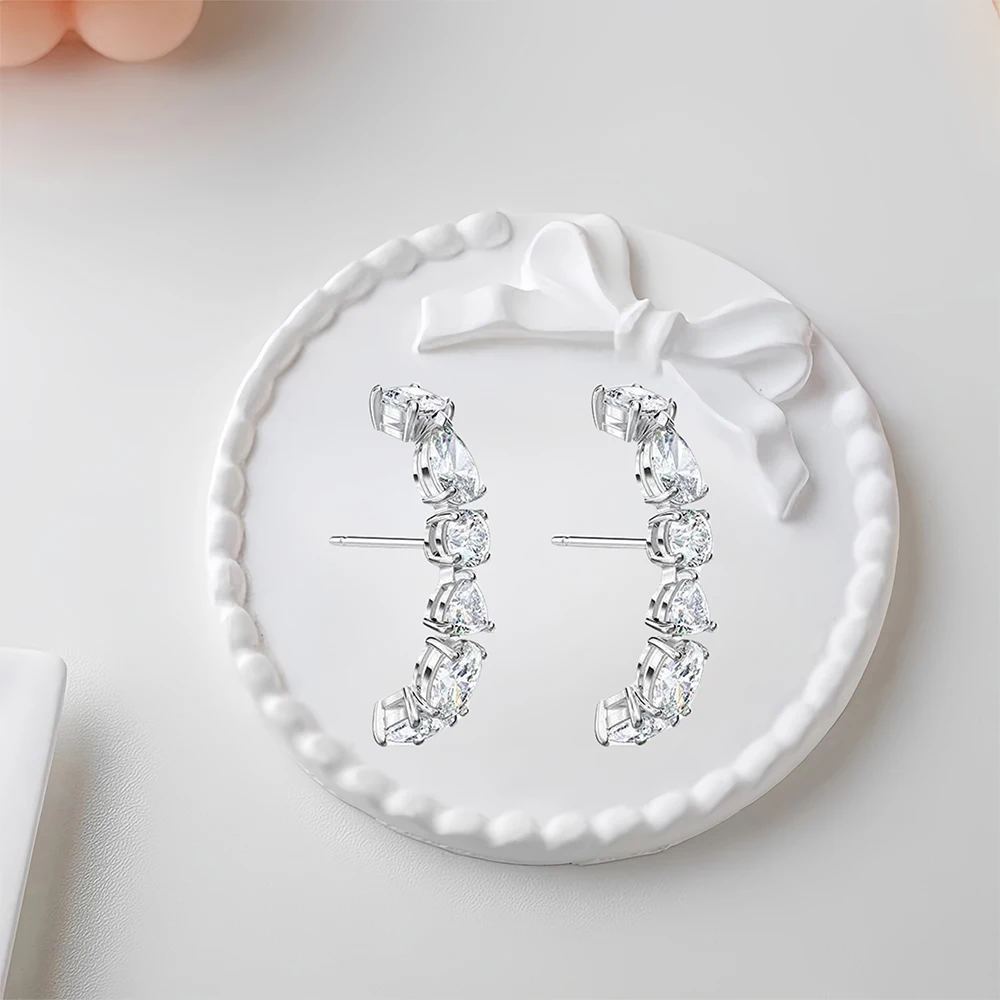 

2025 Hot Selling Brand Women's Earrings Simple, Fashionable, Luxurious Jewelry Suitable for Gifting To Friends