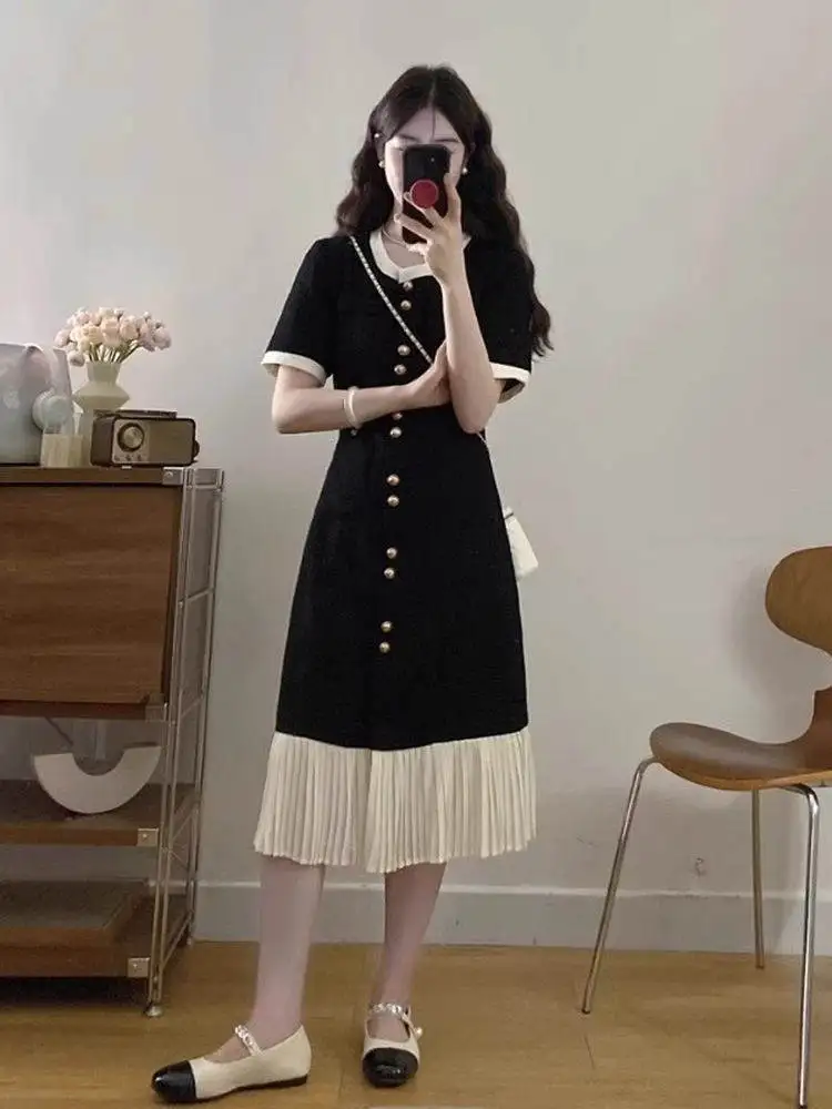 

Fashion Dress for Women in Summer Korean Version with Waist Cinching and Slimming Effect Mid Length Small Black Dress