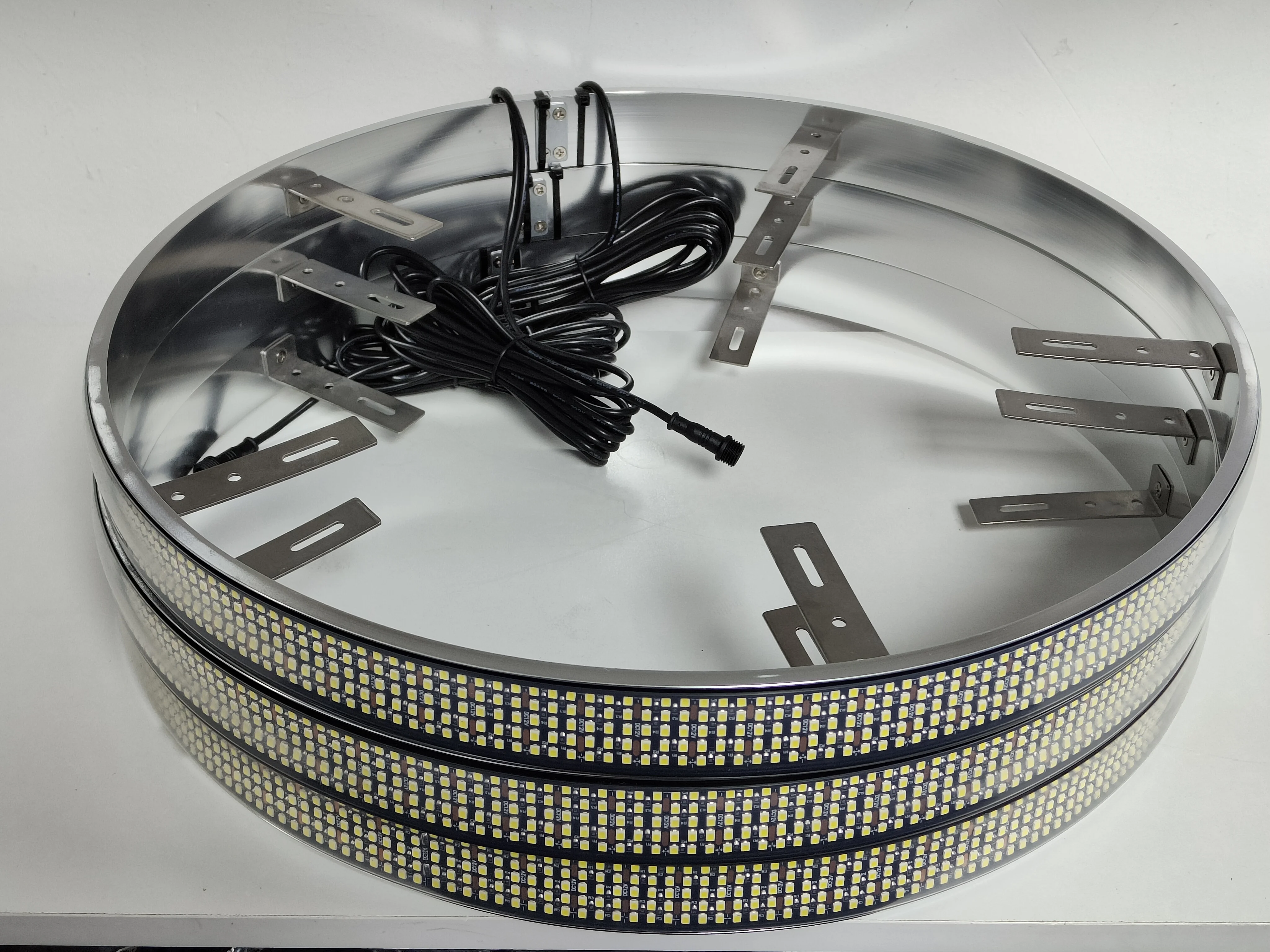 2023 PIÙ NUOVO 4PC 17" 5 file che insegue luci del cerchio del kit anello ruota illuminato a LED