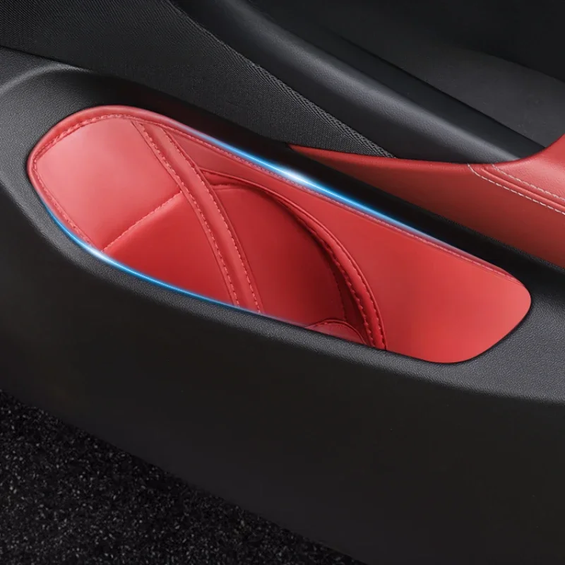 

Для премиальных дверных органайзеров BMW X5L/X5 и X3 G18/G05/G01 — изготовленные на заказ противоскользящие лотки для хранения левого руля (2019-2024 гг. Модели)