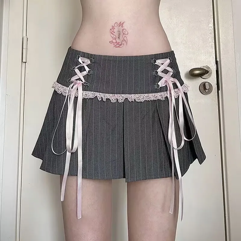 

Gothic Lolita Sweet Pleated Skirt Women Aesthetic Y2k E-girl Lace Bow Low Waist Striped Skirt Kawaii Grunge Elegant Mini Skirt