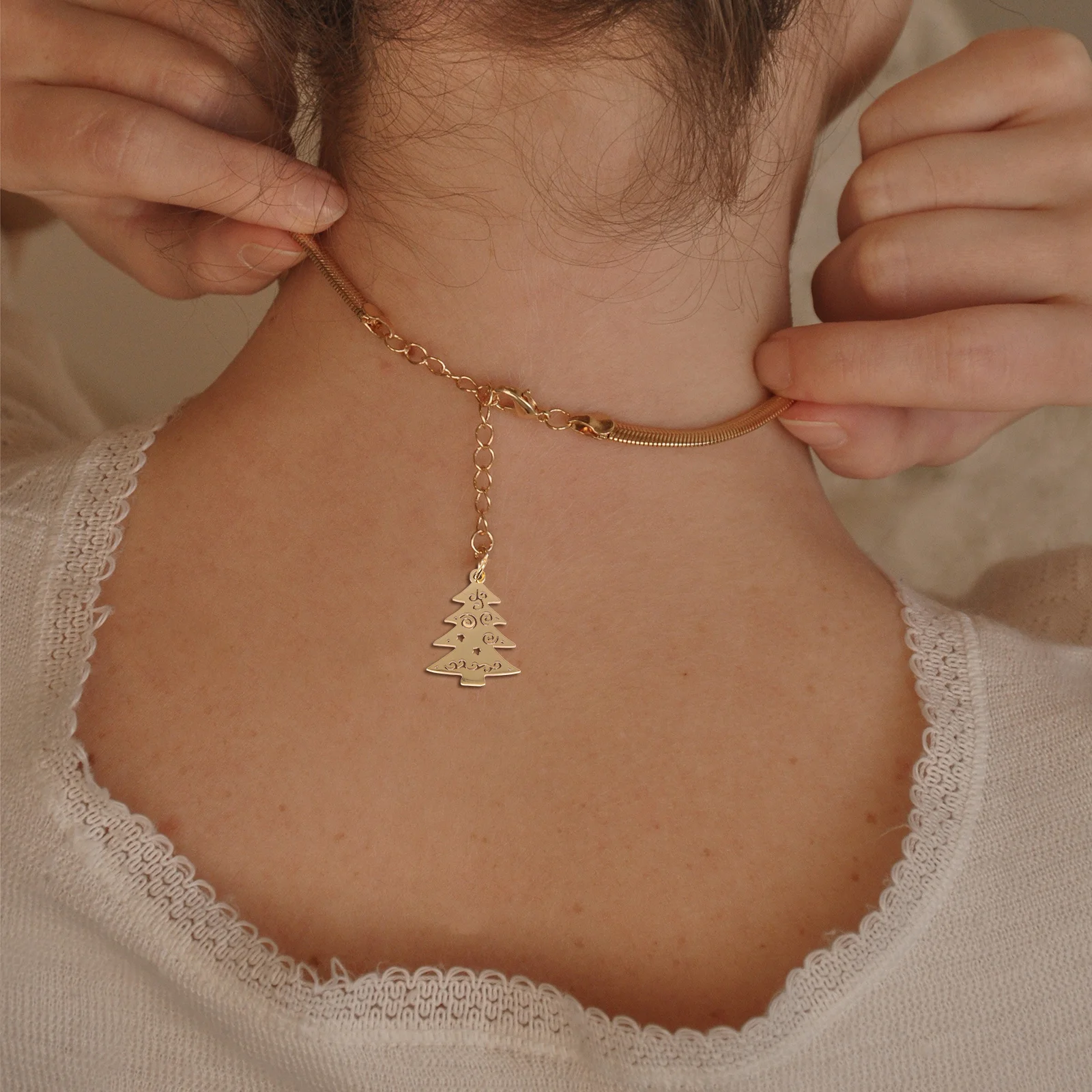 

5Pcs DIY Jewelry Pendants Christmas Tree Charms for Necklace Bracelet Making Supplies Adorable Xmas Tree Design