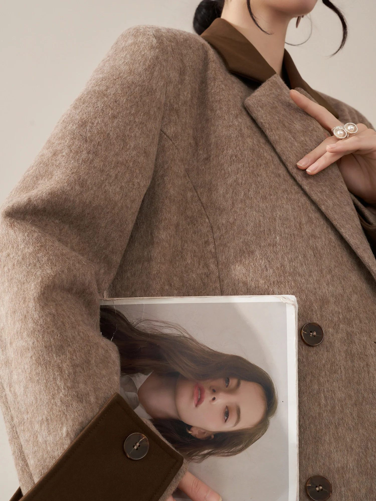 

Ретро-пальто-жакет из шерсти в стиле колор-блок для женщин, осенне-зимняя новинка, модное женское пальто в стиле Flowing Era