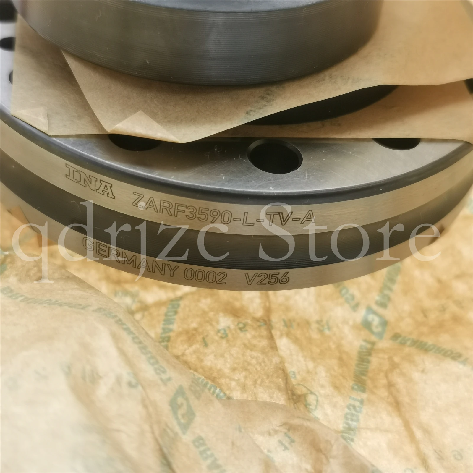 Ultra precision needle roller and thrust roller combination bearing ZARF3590-L-TV-A 35mm X 90mm X 70mm