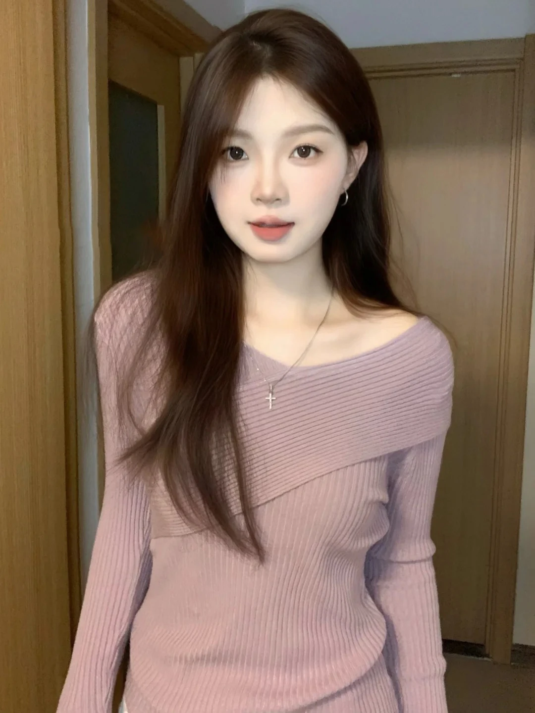 

Korean Style Slim Fit Long Sleeve V-Neck Cross Knitted Sweater Women's Autumn Winter Fashion Sweet And Spicy Top for Girls
