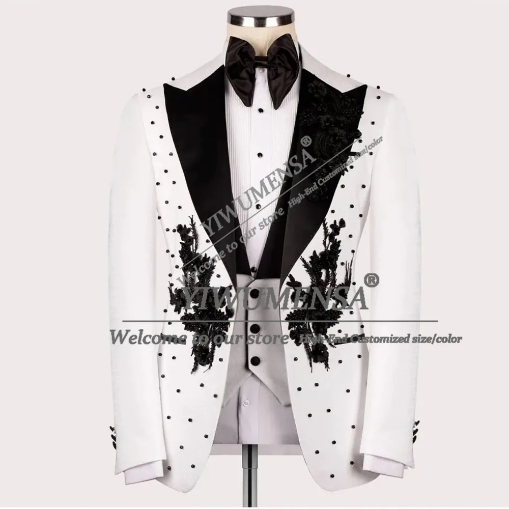 

Black Pearls Appliques Groom Wedding Suits Peaked Lapel Prom Blazers Customized 3 Pieces Sets Man Attire Banquet Party Suits Men