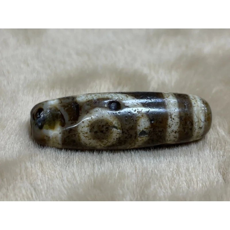 

Tibetan Nepalese Himalayan Ancient agate Old Dzi Talisman 2 Eye Beads Amulet