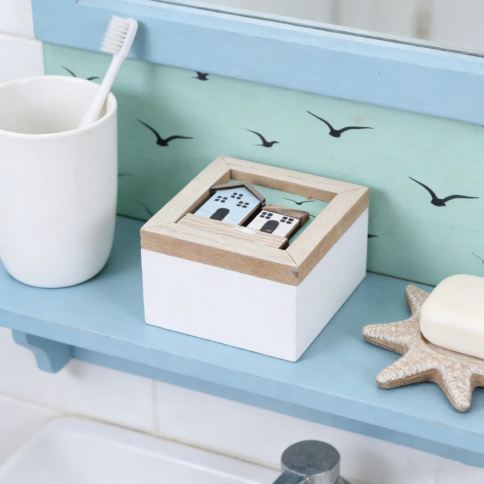 Small Wooden Keepsake Box Coastal Theme Multi-Functional Divided Storage Container for Sea Jewelry Pebbles Souvenirs Nautical