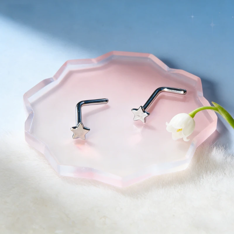 1Pc Trendy Sweet Cool Style Stainless Steel 0.8mm Star Nose Stud for Cool Girls Unique Body Piercing High Quality Gift