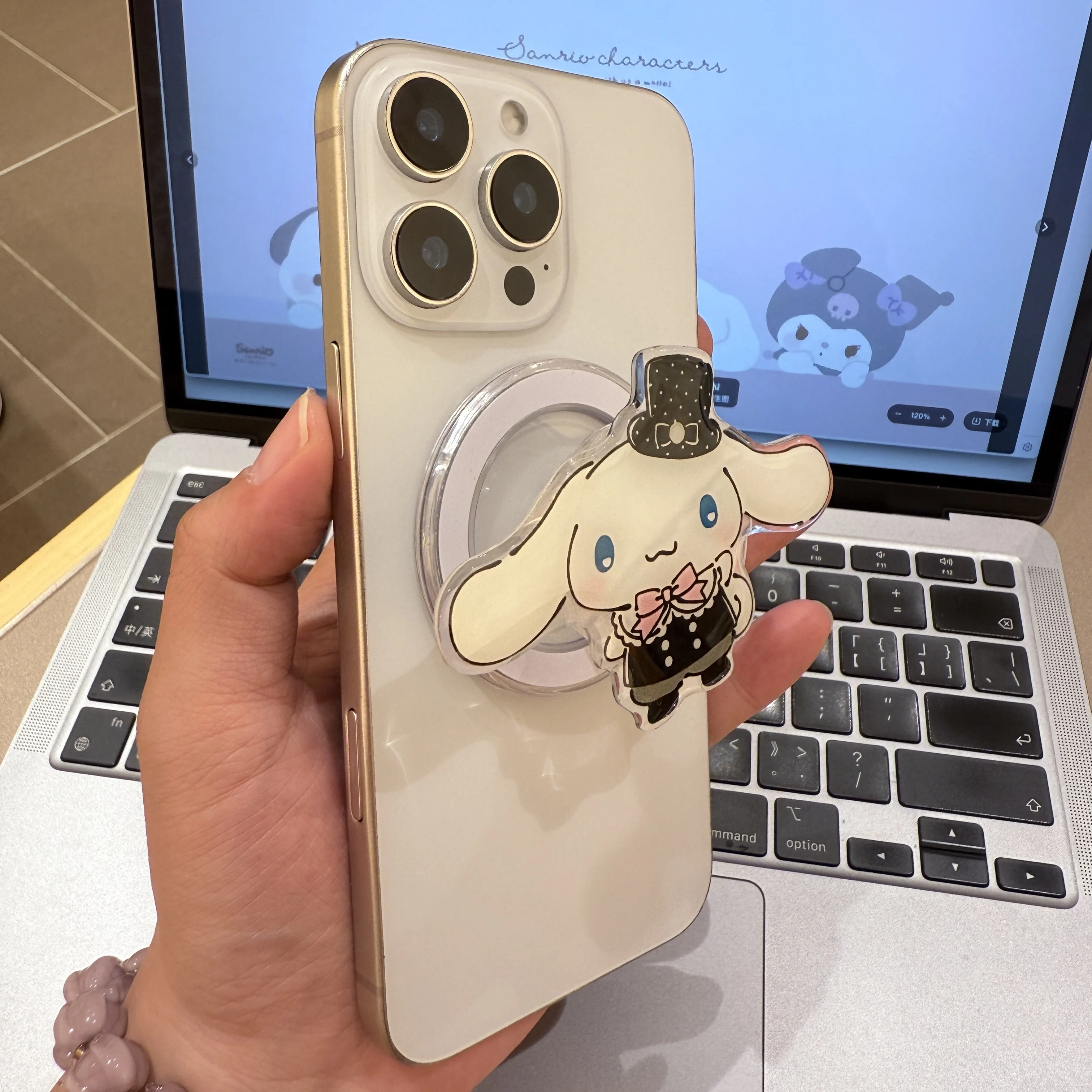 어두운 작은 마녀 시리즈 Sanrio 헬로 키티 멜로디 Kuromi Cinnamoroll 만화 자기 휴대 전화 홀더에 적합