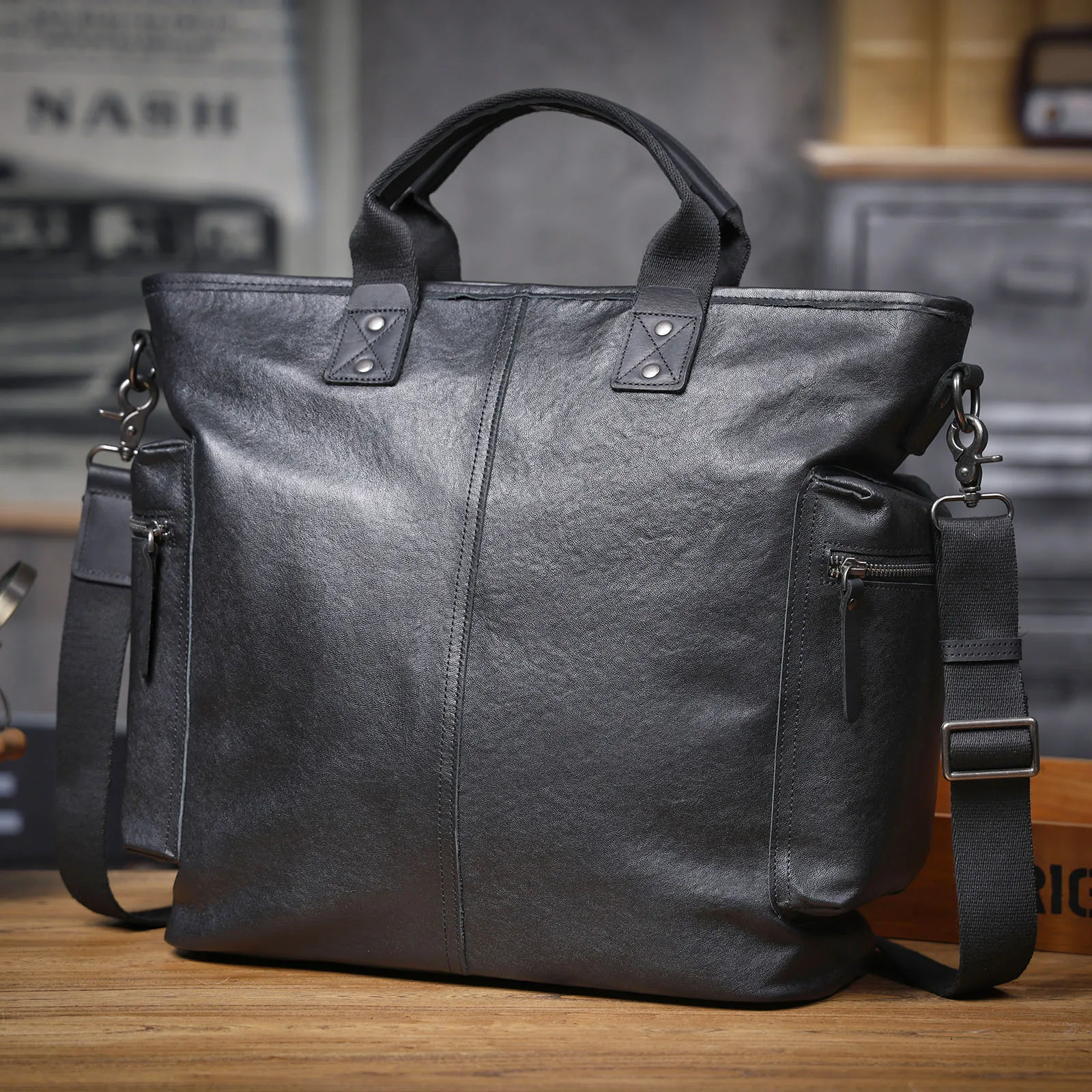 Echtleder Herren-Aktentasche 15 Zoll Laptop-Tasche Einfache Rindsleder-Handtasche Pflanzlich gegerbtes Leder Modischer Casual-Stil – Detail 9