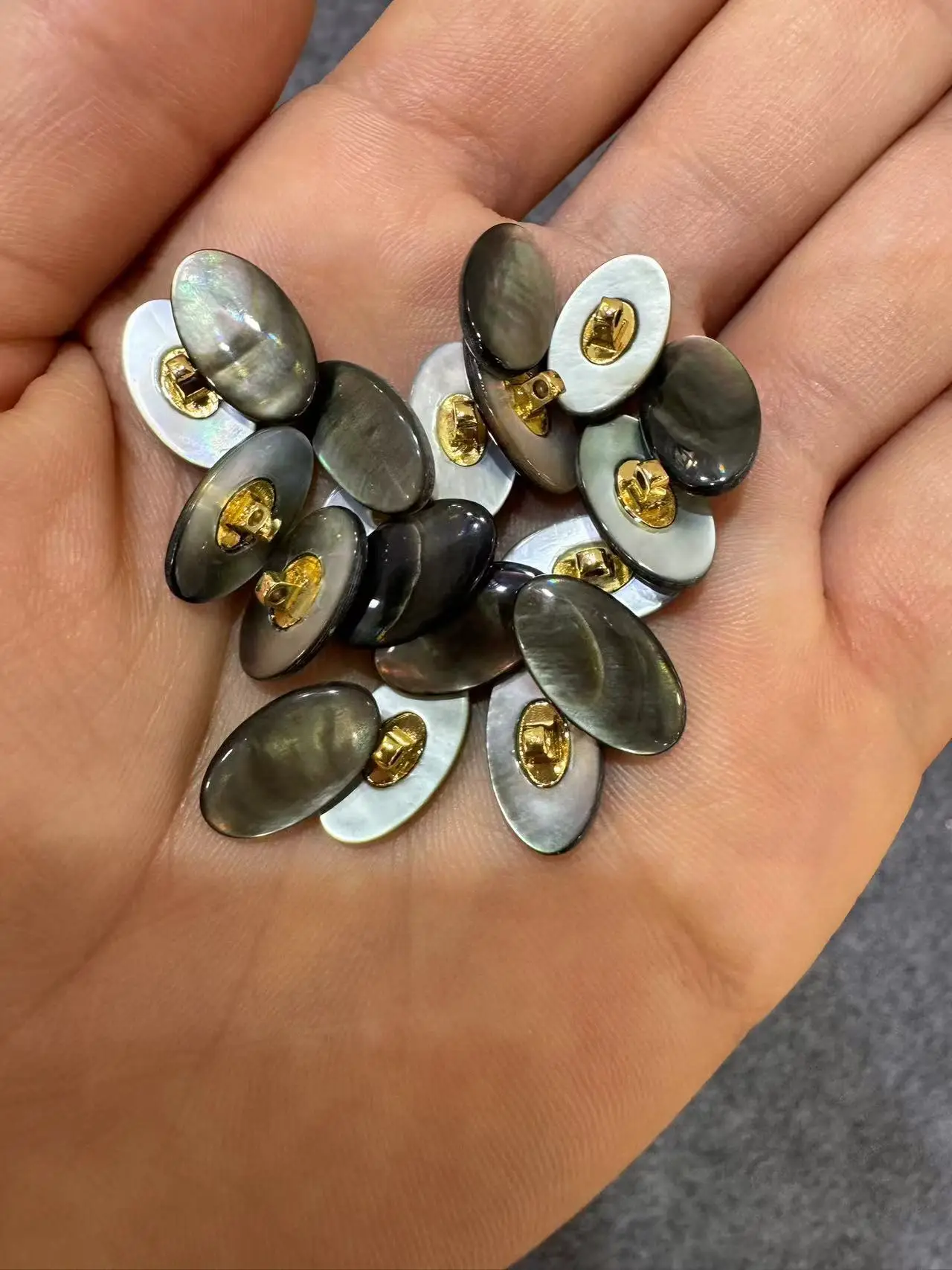 Pearl Shell Nose Pads, Screw Lock Type, Self-replaceable