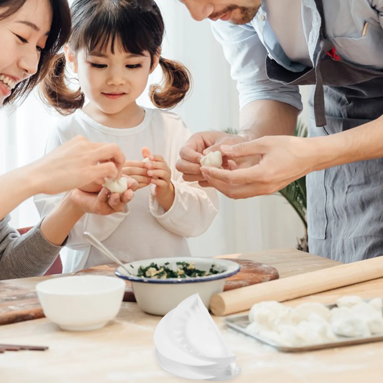 

NOLITOY 4Pcs Dumpling Maker Set Manual Pastry Press for Easy Wrapping Wontons Ravioli Skin Kitchen Tool for Family Parties