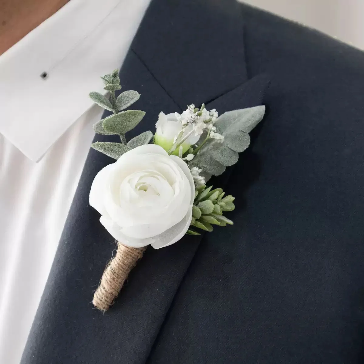 

2 шт., белая роза, детское дыхание, свадебная бутоньерка Novio, мужская роза, корсаж для жениха, бутоньерка для выпускного вечера, декор для вечеринки