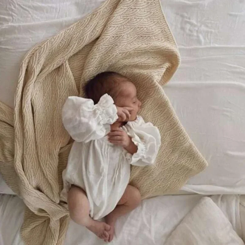 رومبير بأكمام طويلة من قطعة واحدة للفتيات حديثي الولادة ، ملابس الأميرة الأخوات ، فستان من الكتان والقطن ، ملابس للفتيات الصغيرات ، الربيع والخريف