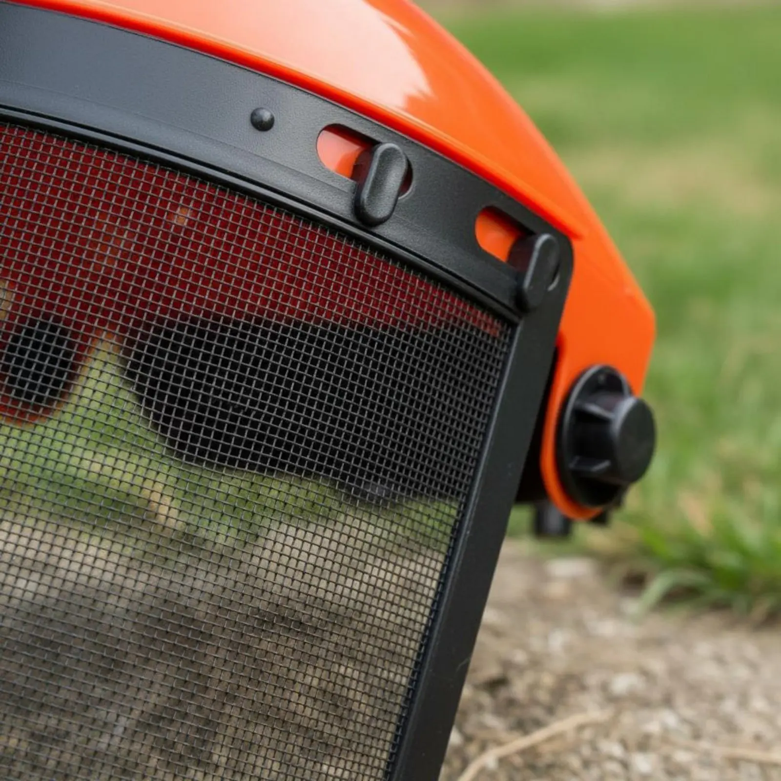 Brush Cutter Helmet Adjustable Headband Mesh Face Visor Lawn Mower Face Guard Flip-up Visor Mesh Safety Helmet for Landscaping