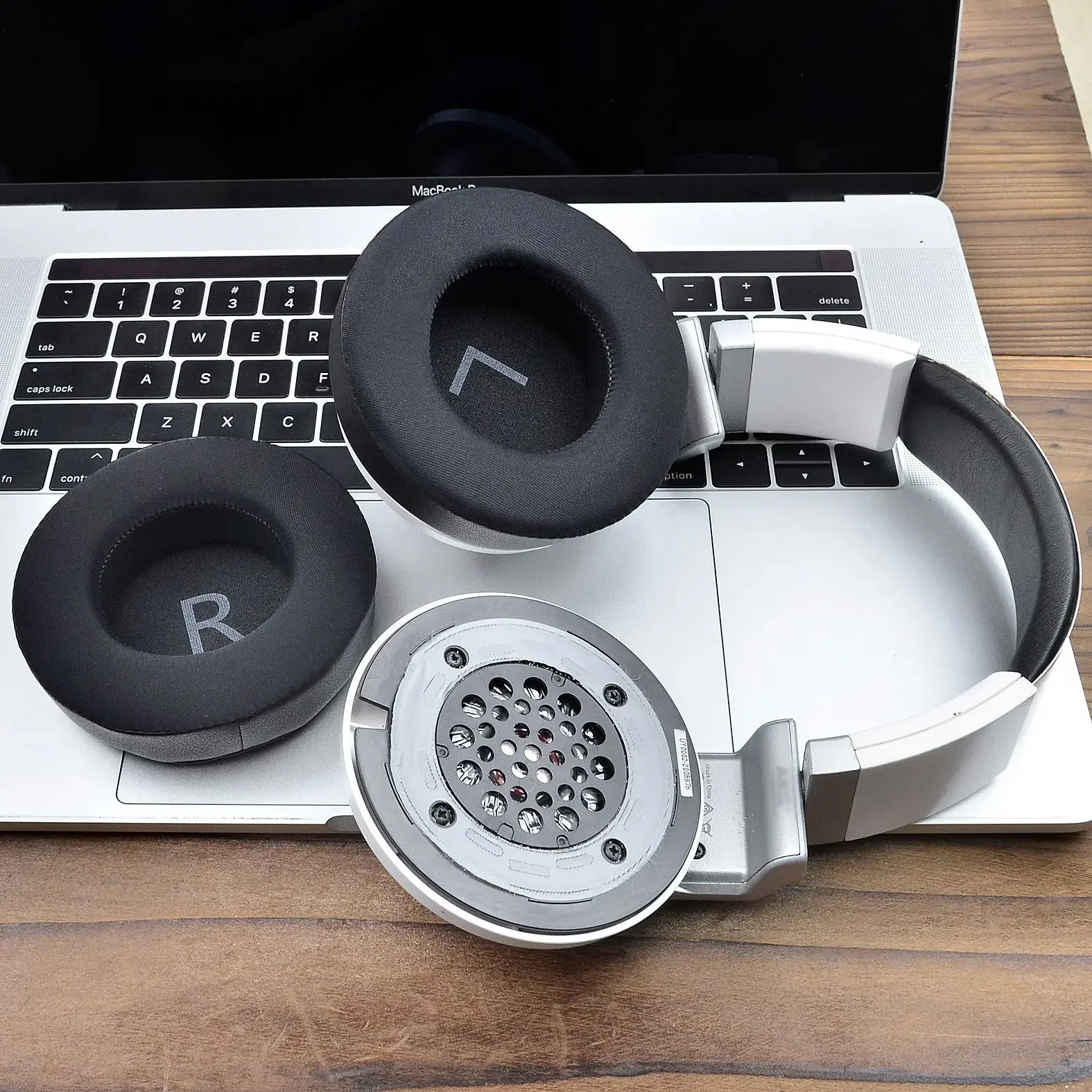 

Replacement Ice Gel ear pads For AKG K545 K275 K267 K167 K540 K845 K245 K182 Headset Repair and replace parts11.03，