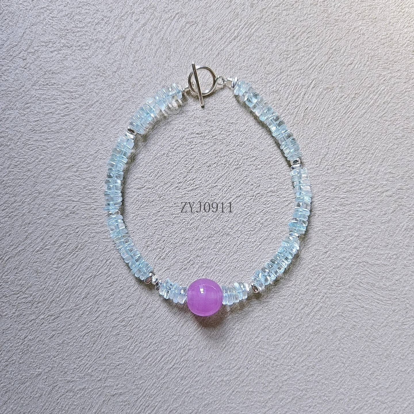 ナチュラル 925 シルバー OT バックル ブレスレット、艶をかけられたブレスレット、日常の多用途でシンプルなスタイル