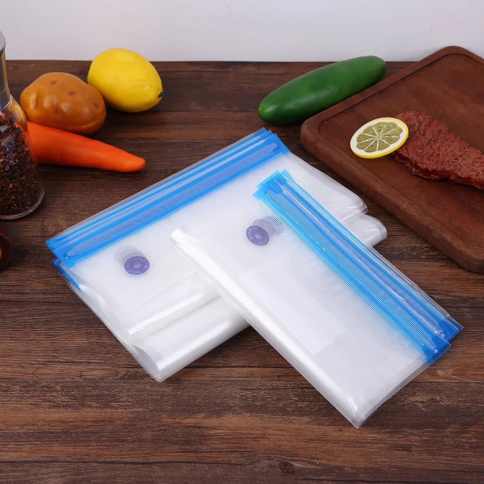 Reusable Vacuum Food Storage Bag Resealable BPA Free Zipper Bags with Air Valve Storage Organizer Food Container