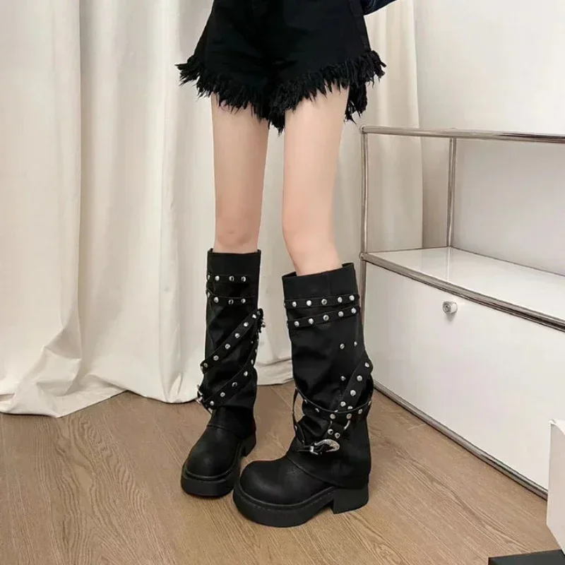 Kobiety Western Cowgirl Boots Fashion Autumn Knee High Boots Women Punk Style Pu Leather Long Botas Woman Black Studded Pant Boot