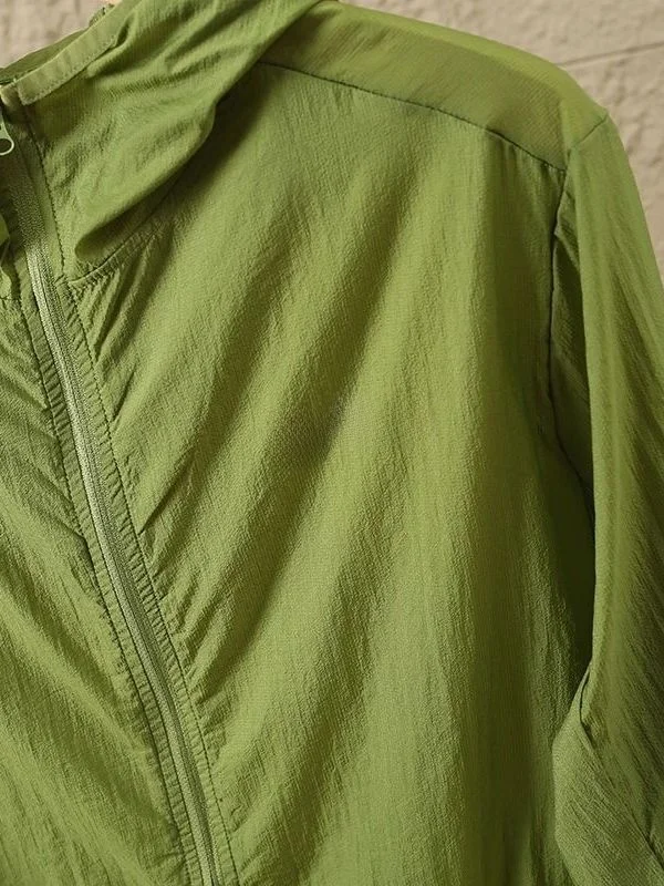 

Уличное мужское летнее легкое дышащее ветрозащитное водонепроницаемое солнцезащитное пальто с капюшоном на молнии для молодежи