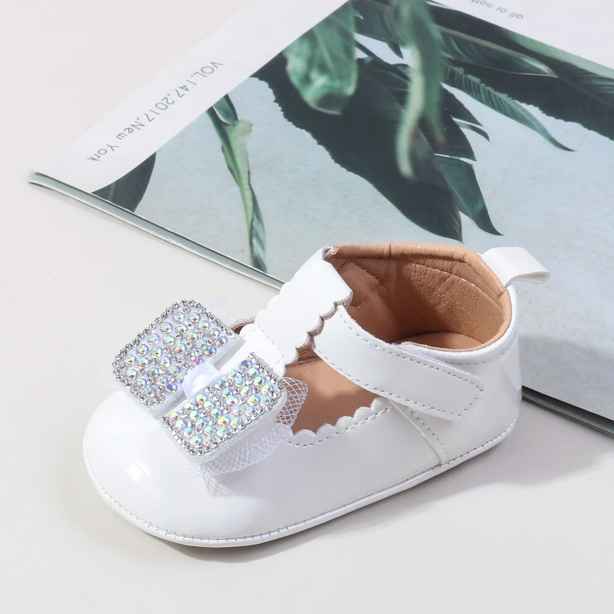 Spring And Autumn Baby Girls Princess First Walking Toddler Shoes With Beautiful Bow And TPR Sole Soft And Comfortable For 0-18M