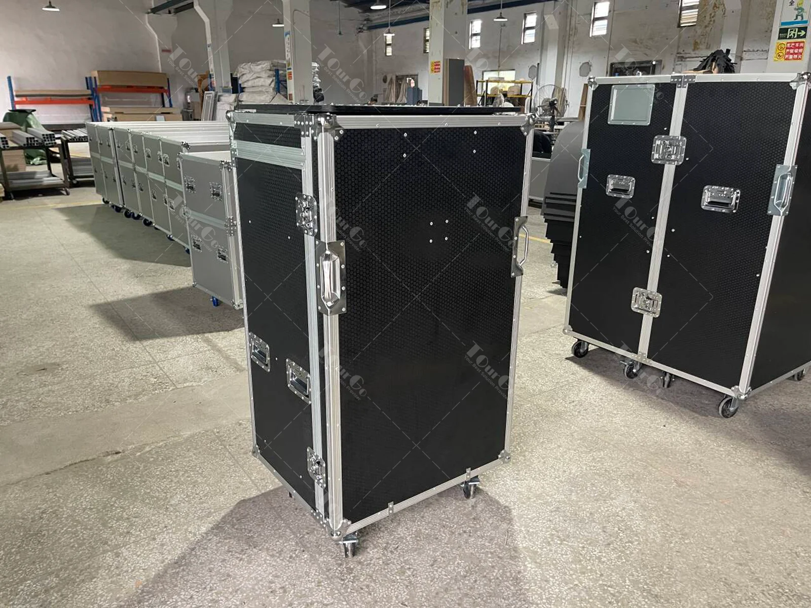 24-UP-Mikrofonständer 24 x 30 Straßenhüllen