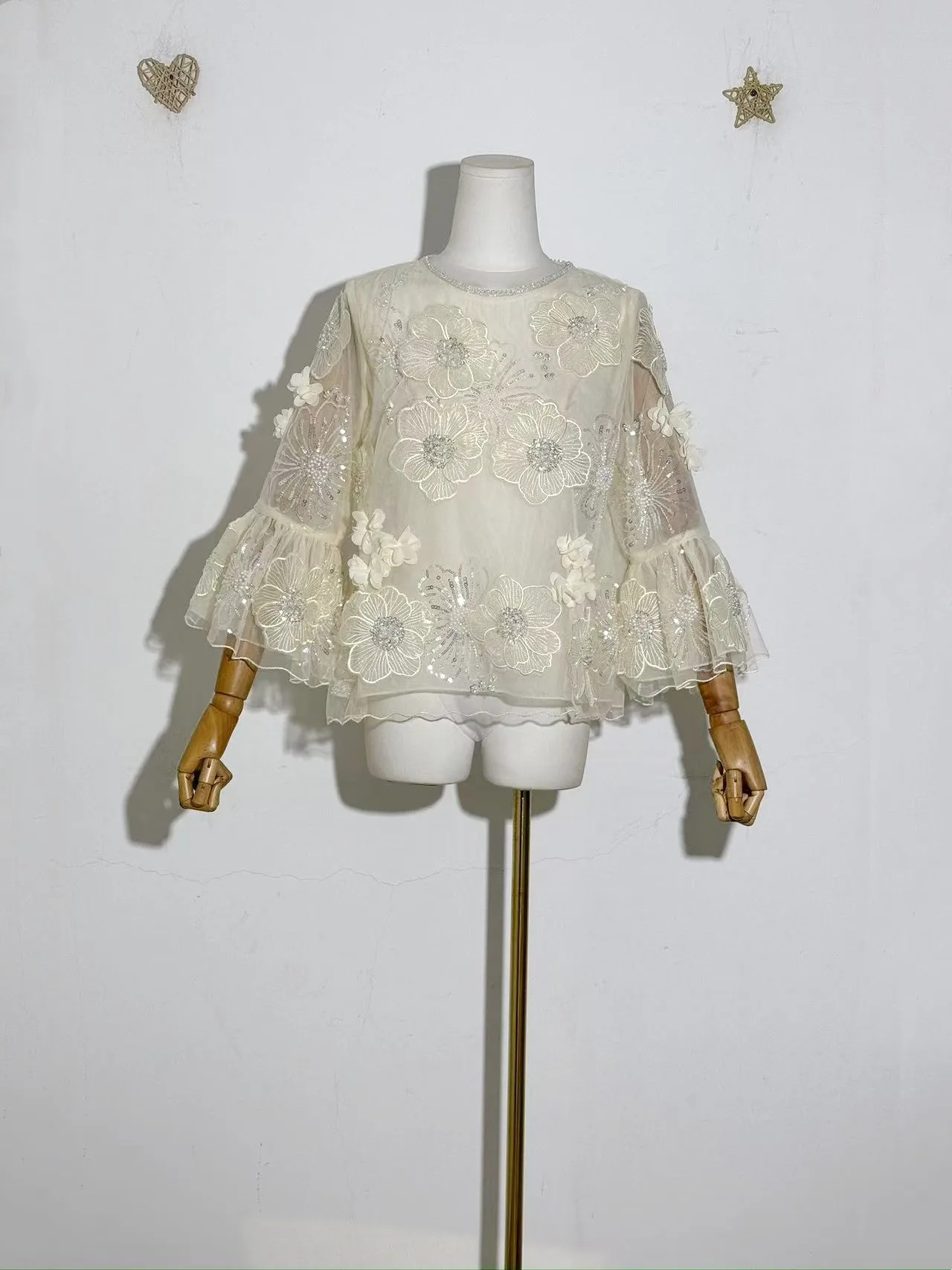 

Vacation New Amazing Women Hearvy Embroidery Sequin Bead Hollow Out Floral O-Neck Flare Sleeve Chiffon Top Blouse Pullover Shirt