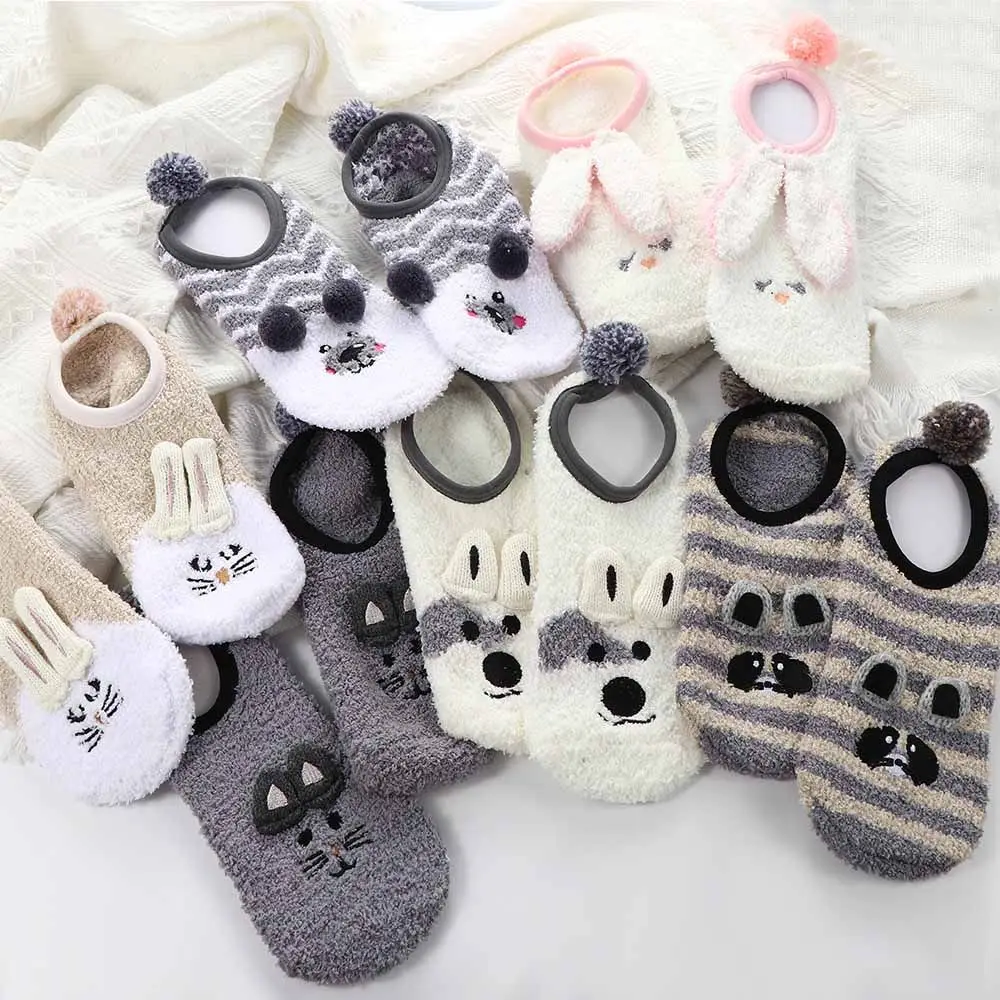 لطيف العصرية ماوس الكرتون ثلاثية الأبعاد الحيوان للفتيات أرنب جوارب يمكن السير بها على الأرض الكورية الكاحل الجوارب الشتاء الجوارب النساء النوم الجوارب