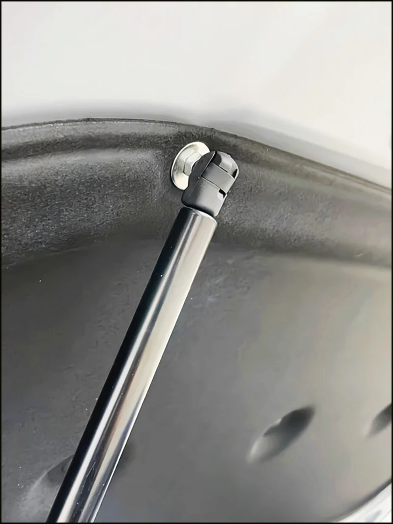 Front Hood Gas Struts Shock Absorber Lift Supports Car Styling Accessories For Geely Boyue L/ATLAS 2022 2023 2024